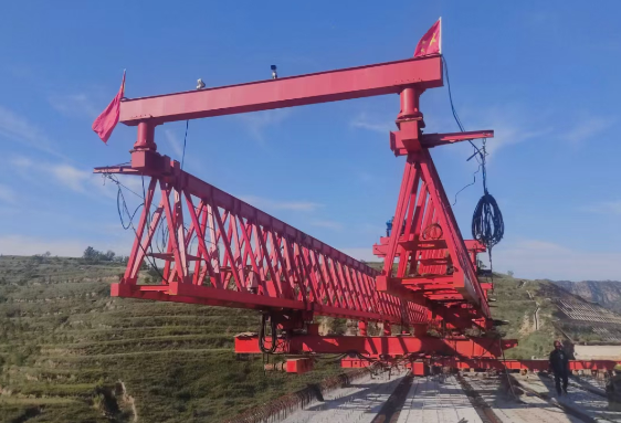 JQJ200T-40M公路架橋機(jī)，貴州遵義項(xiàng)目架設(shè)完成